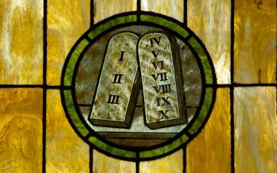 Third Sunday of Lent: God Presents the 10 Commandments to Mankind